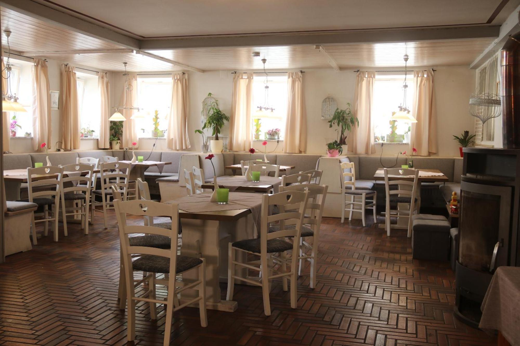 Landgasthof Doldewirt Bernbeuren Extérieur photo